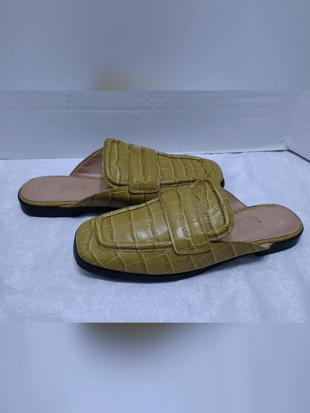 Marc Fisher LTD Flyta Croc-emvossed, Men # 8.5 US